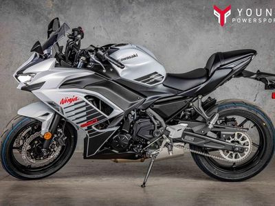 2026 Kawasaki Ninja 650 ABS - Photo 1