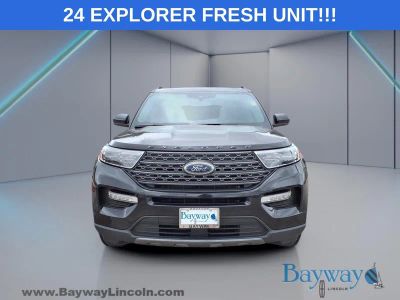 2024 Ford Explorer — detail view