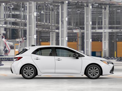 2026 Toyota Corolla Hatchback - Photo 14