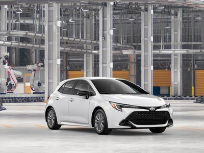 2026 Toyota Corolla Hatchback - Photo 17