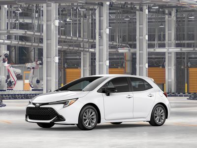 2026 Toyota Corolla Hatchback - Photo 3