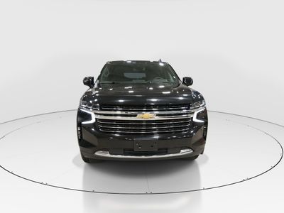 2024 Chevrolet Suburban - Photo 2
