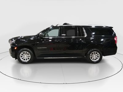 2024 Chevrolet Suburban - Photo 4