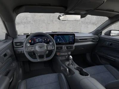2026 Ford Mustang - Photo 9