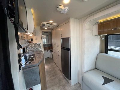 2016 Winnebago ERA — engine compartment view