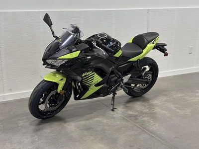 2026 Kawasaki Ninja 650 ABS - Photo 3