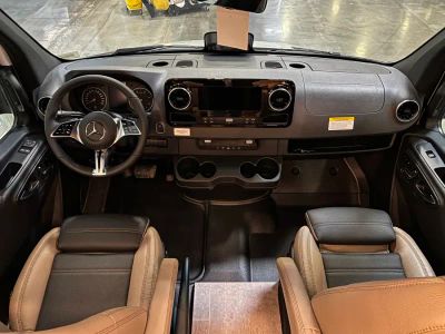 2026 Leisure Travel Vans UNITY - Photo 2