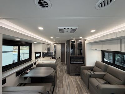 2026 Jayco Precept - Photo 8