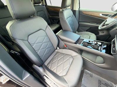 2026 Volkswagen Atlas — photo 15 view