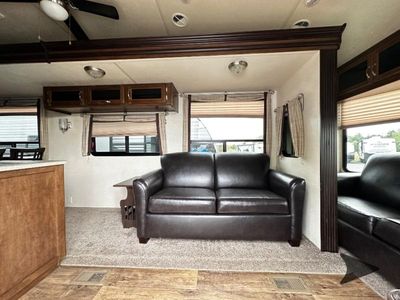 2017 Forest River RV Salem Villa Series - Photo 11