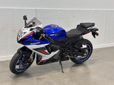 2026 Suzuki GSX-R750 - Photo 4