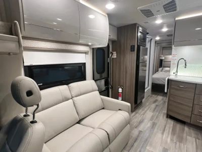 2026 Thor Motor Coach DELANO — photo 13 view