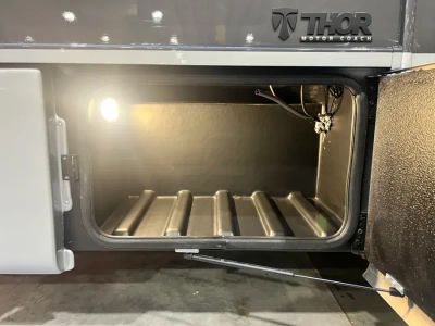 2026 Thor Motor Coach DELANO — photo 30 view