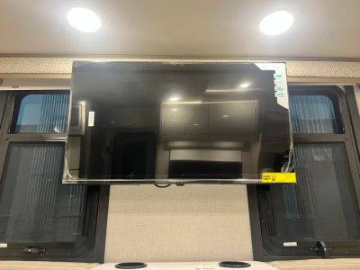 2026 Thor Motor Coach DELANO — photo 9 view