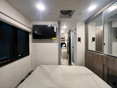 2026 Thor Motor Coach DELANO — photo 28 view