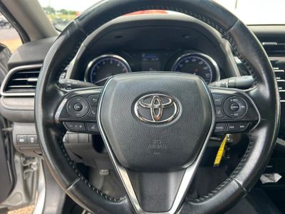 2020 Toyota Camry - Photo 16