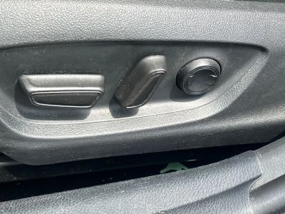 2020 Toyota Camry - Photo 8