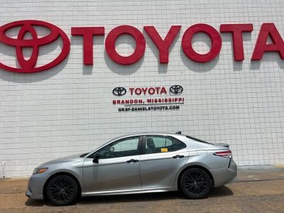 2020 Toyota Camry - Photo 4
