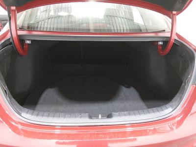 2024 Kia Forte — photo 11 view