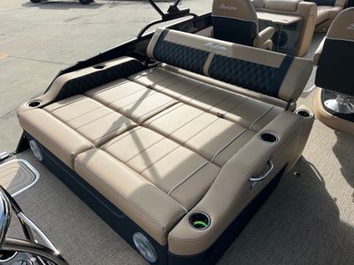 2026 Barletta Lusso L25UC - Photo 2