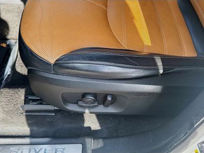 2018 Land Rover Range Rover Evoque — photo 16 view