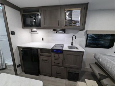 2026 Grand Design Transcend One - Photo 19