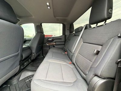 2019 Chevrolet Silverado 1500 — photo 14 view