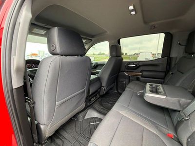 2019 Chevrolet Silverado 1500 — photo 17 view