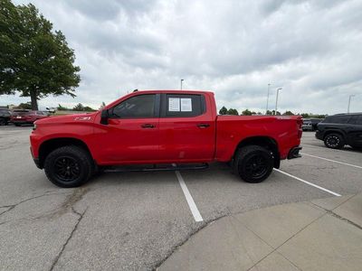 2019 Chevrolet Silverado 1500 — engine compartment view