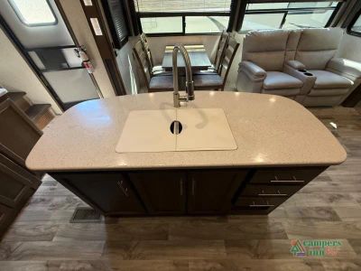 2019 Keystone RV Cougar — photo 15 view