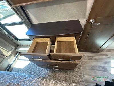 2019 Keystone RV Cougar — photo 39 view