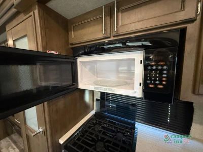 2019 Keystone RV Cougar — photo 13 view