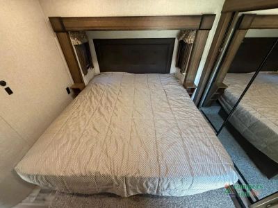 2019 Keystone RV Cougar — photo 32 view