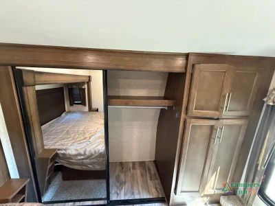 2019 Keystone RV Cougar — photo 36 view