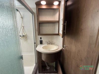 2019 Keystone RV Cougar — photo 30 view