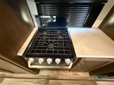 2019 Keystone RV Cougar — photo 10 view