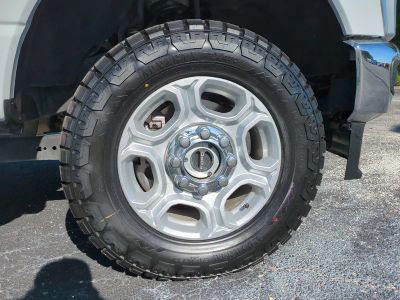 2025 Ford F-250SD — photo 11 view