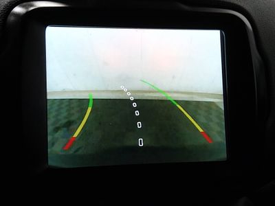 2023 Jeep Renegade - Photo 16