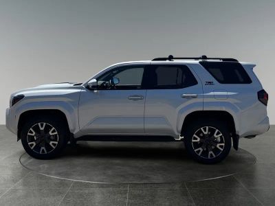 2025 Toyota 4Runner — detail view