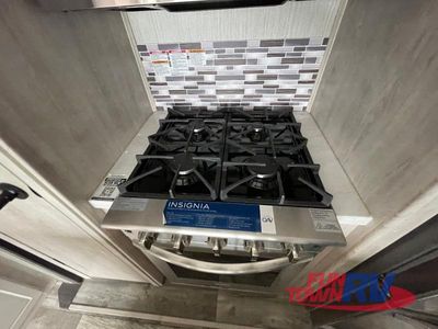 2022 Forest River RV Sandpiper Luxury - Photo 9