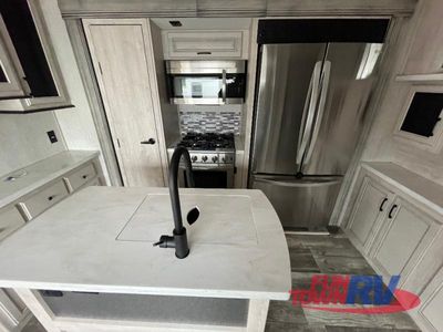 2022 Forest River RV Sandpiper Luxury - Photo 8
