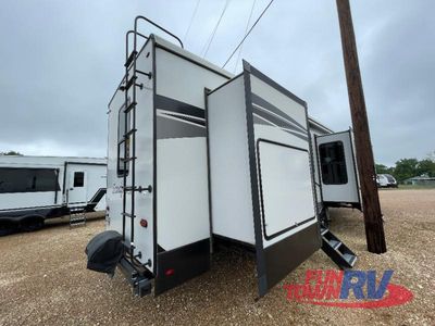 2022 Forest River RV Sandpiper Luxury - Photo 5