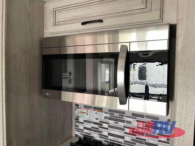 2022 Forest River RV Sandpiper Luxury - Photo 10