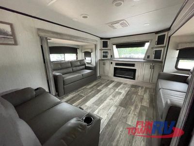 2022 Forest River RV Sandpiper Luxury - Photo 14