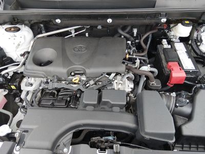 2024 Toyota RAV4 - Photo 9