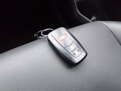 2024 Toyota RAV4 - Photo 15