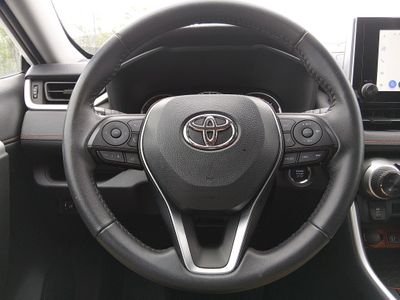 2024 Toyota RAV4 - Photo 12