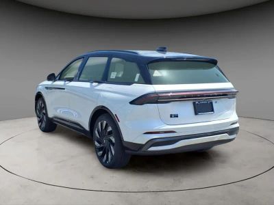 2026 Lincoln Nautilus — rear three-quarter view