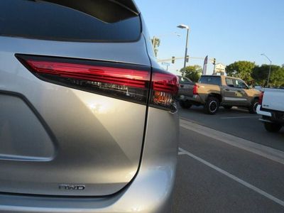 2022 Toyota HIGHLANDER - Photo 11