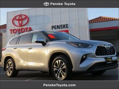 2022 Toyota HIGHLANDER - Photo 1